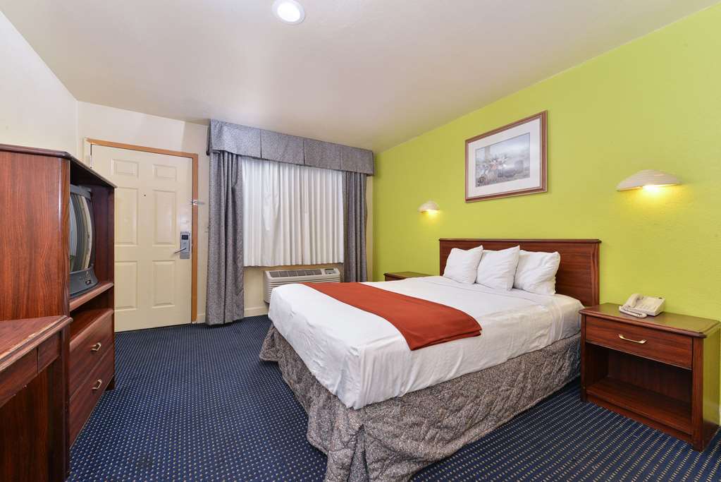 Rodeway Inn 莫德斯托 客房 照片
