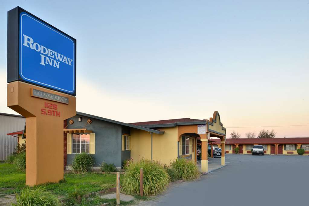 Rodeway Inn 莫德斯托 外观 照片